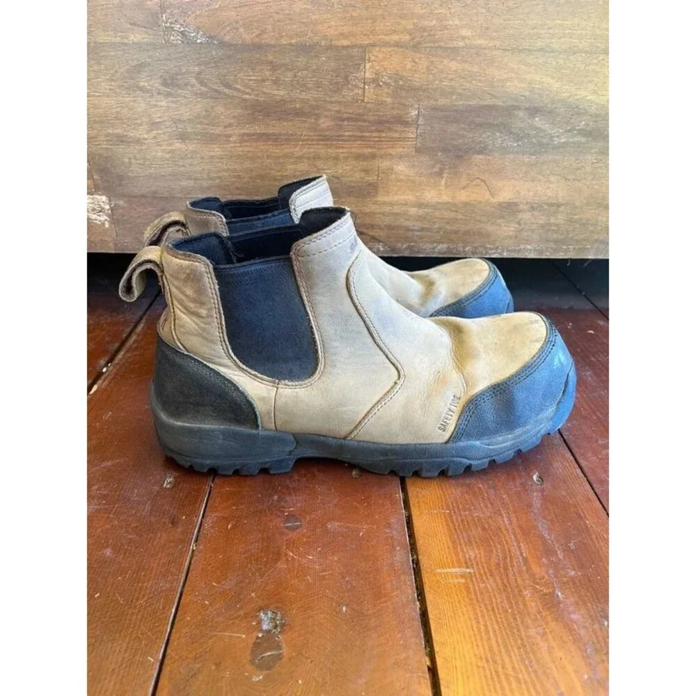 Duluth Safety Toe work boots slip on men’s size 10.5